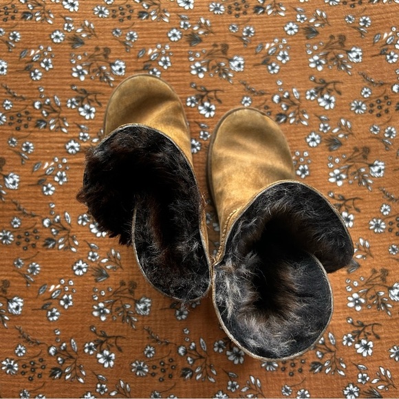 Ugg Women's W Meadow, Chestnut,6 M US GUC - Picture 8 of 14